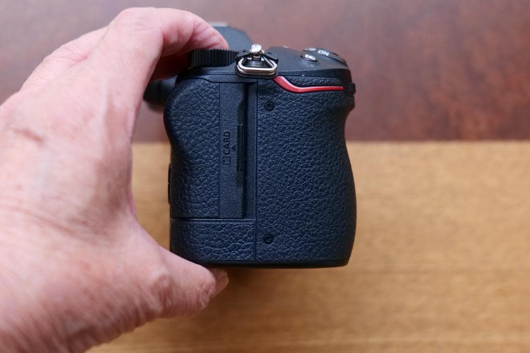 ニコン　 Z 7II　ショット数4,892枚　超美品