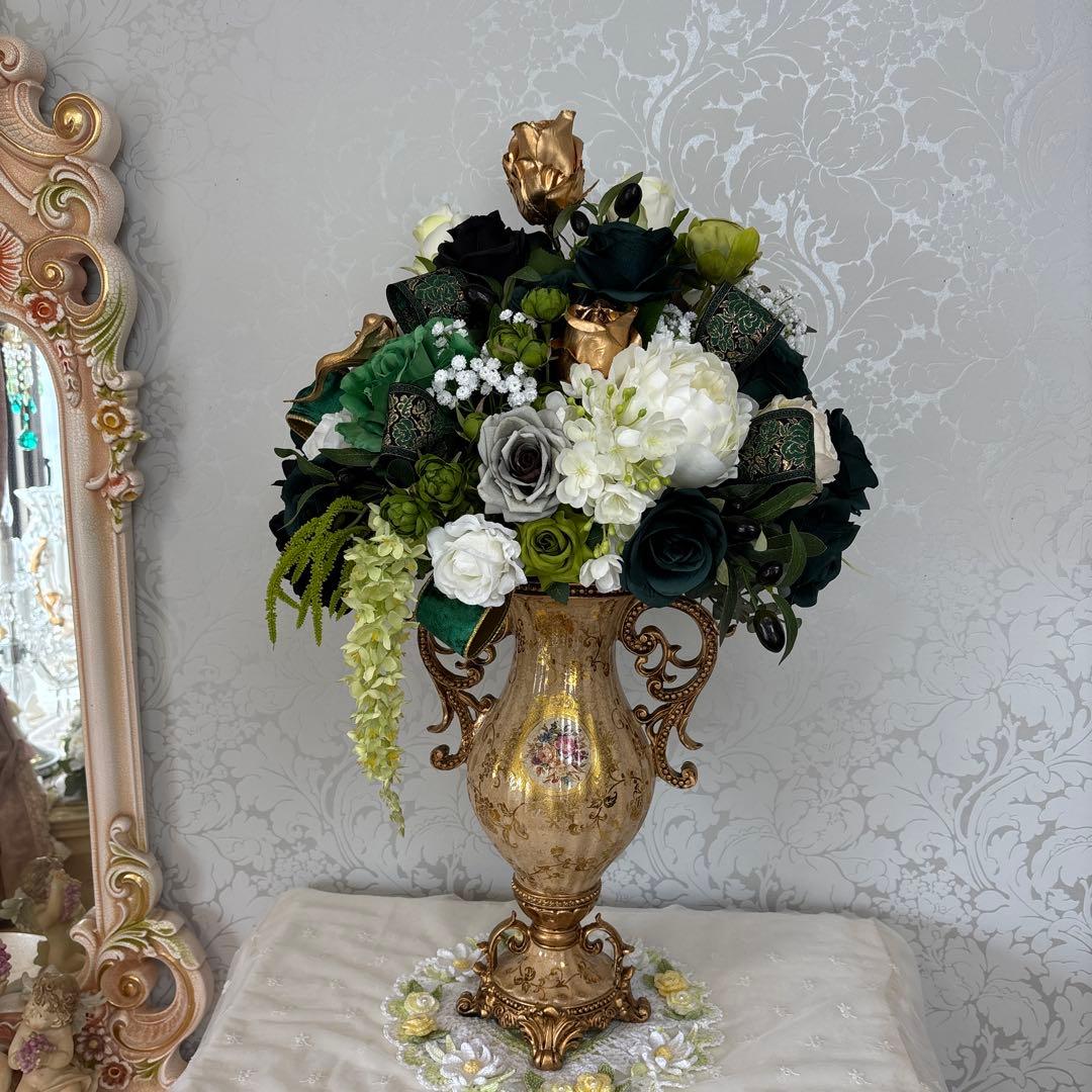 まゆ様特別オーダー商品 濃いグリーンのフラワーアレンジメント・特大サイズ