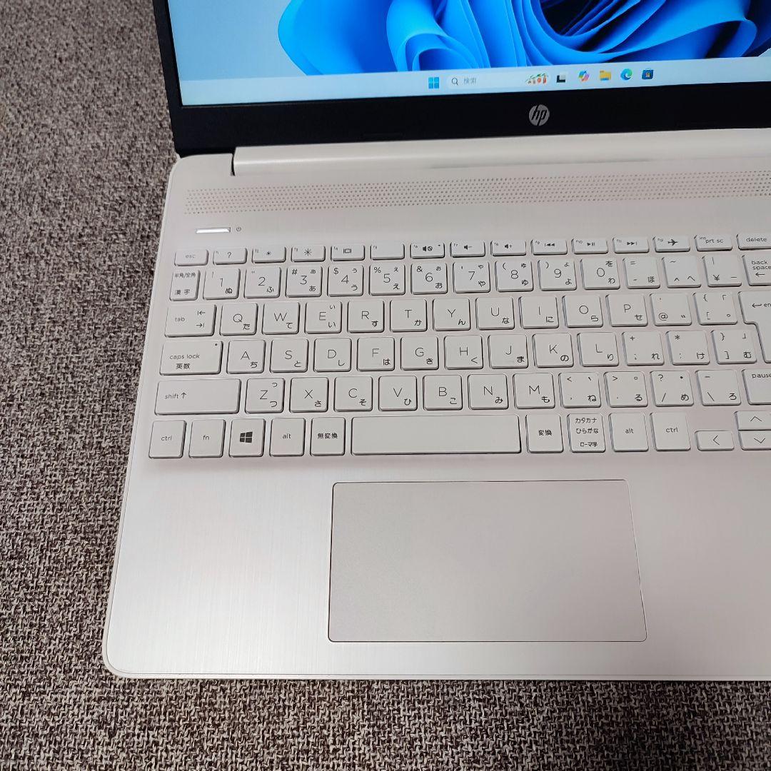 【バッテリー100%・美品】HP 15s-fq 8GB SSD256GB