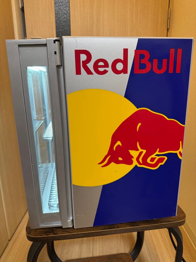 【美品】Redbull レッドブル冷蔵庫 Baby Cooler 2020