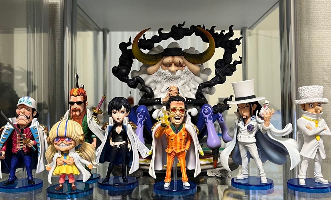 シャア　ワンピース　フィギュア　ギロチン中将　海軍　ガレージキット