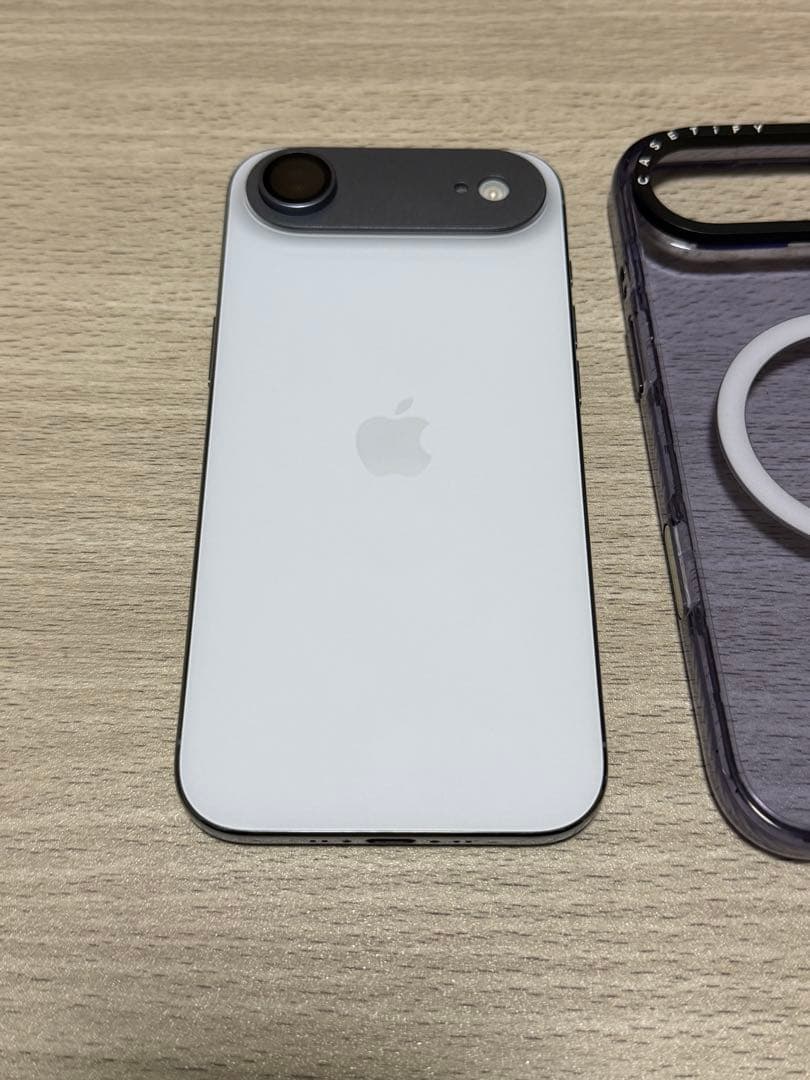 iPhone Air 1TB スカイブルー　casetifyケースセット