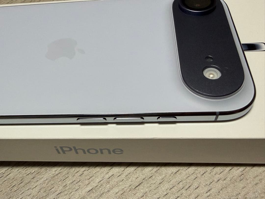 iPhone Air 1TB スカイブルー　casetifyケースセット