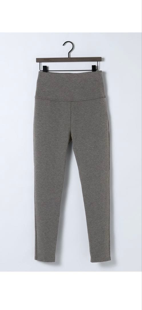 ジーナシス【el＋1】　ジャストレギンス　　グレー　人気スタッフ企画　おねさん