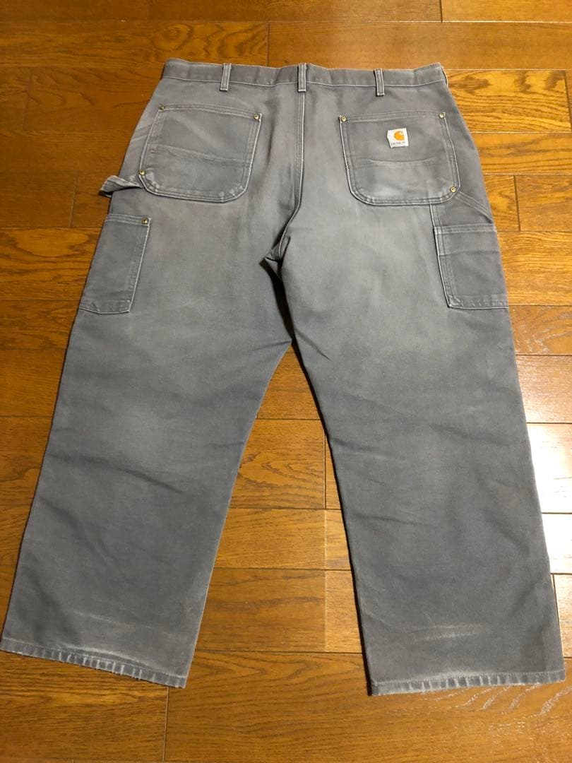 とら Carharttダブルニー グレー