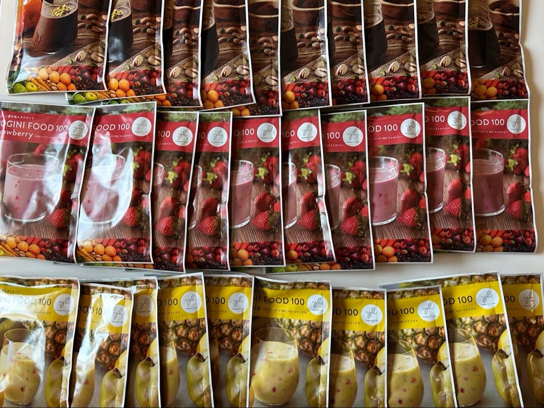 ド*き様 YOGINI FOOD 100 フルーツミックス・ストロベリー・カカオ