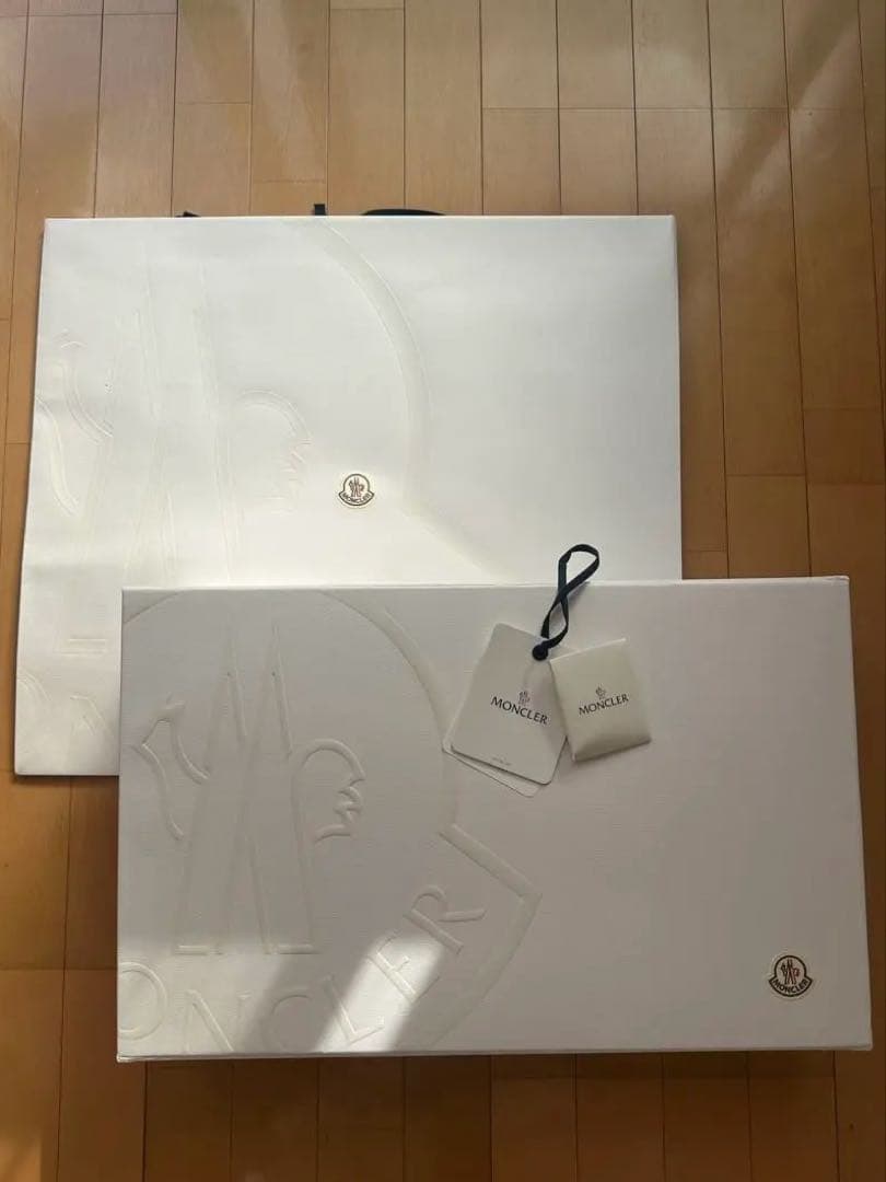 MONCLER ダウンベスト 白 TIBB サイズ0 新品未使用