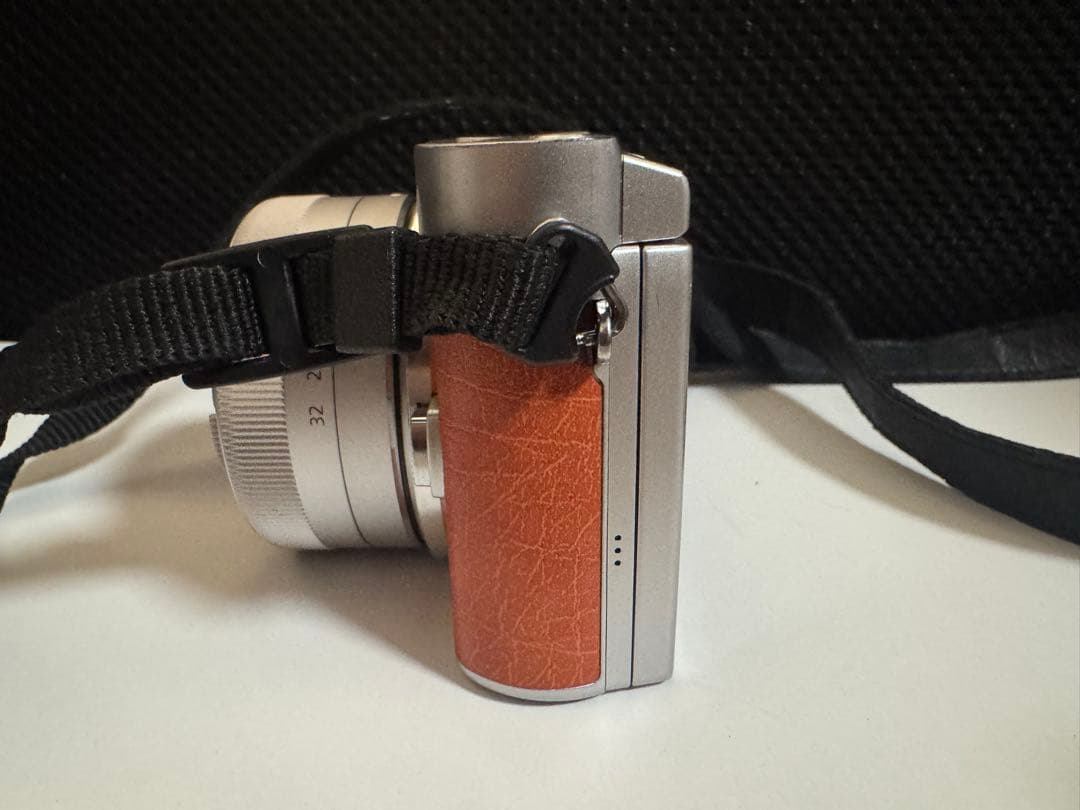 デジタルカメラ Panasonic LUMIX DC-GF10W Panasonic