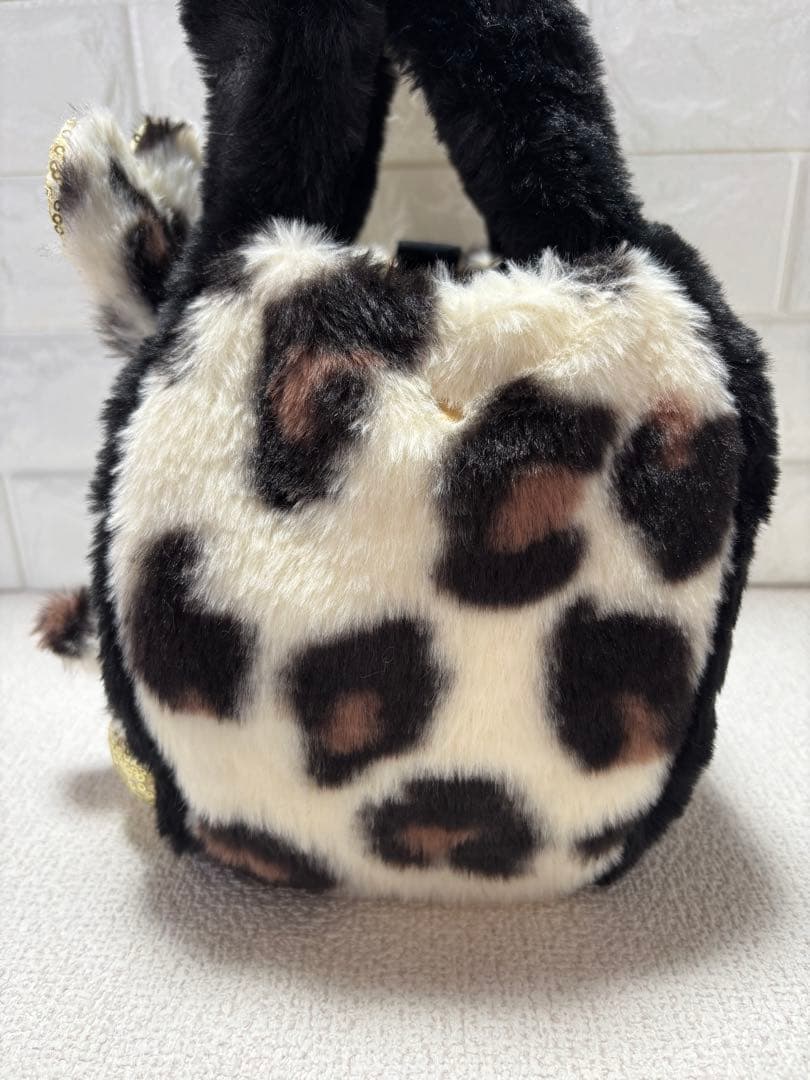 さ*ー様 コヤンイサムチョン　ハンドメイド　ファーバッグ　サンダーちゃん　ヒョウ