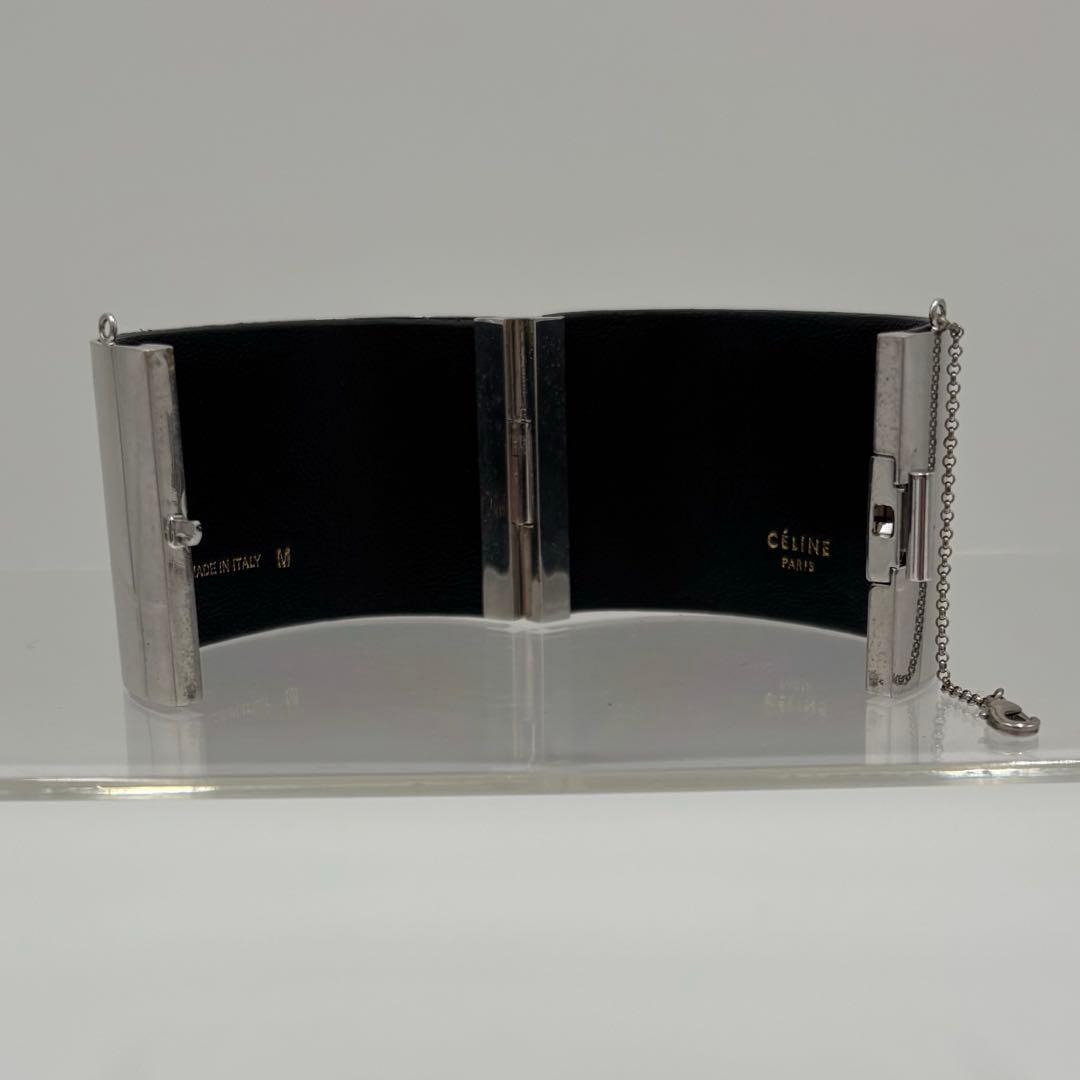 セリーヌ マンシェット レザー ワイド ブレスレット シルバー M