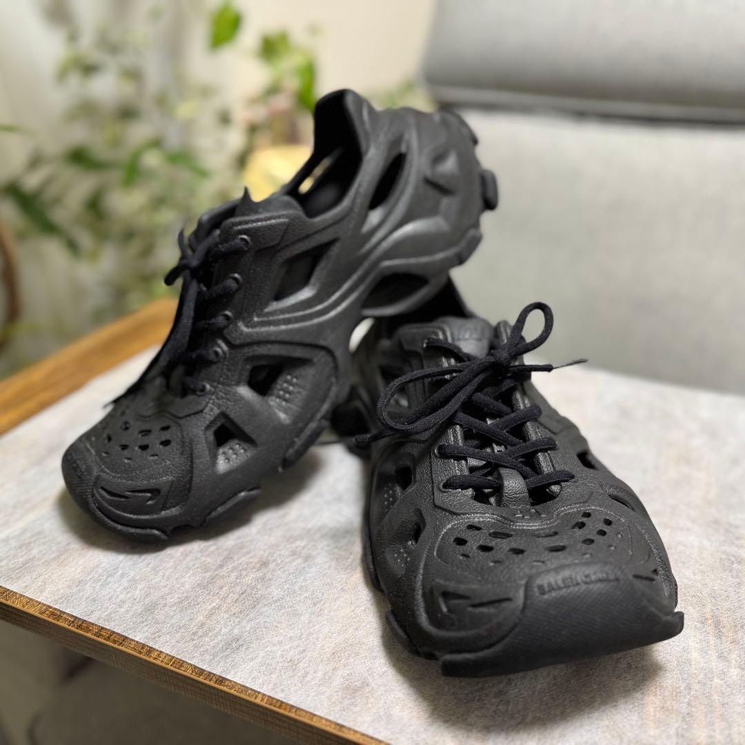 美品 BALENCIAGA バレンシアガ カットワーク レースアップスニーカー