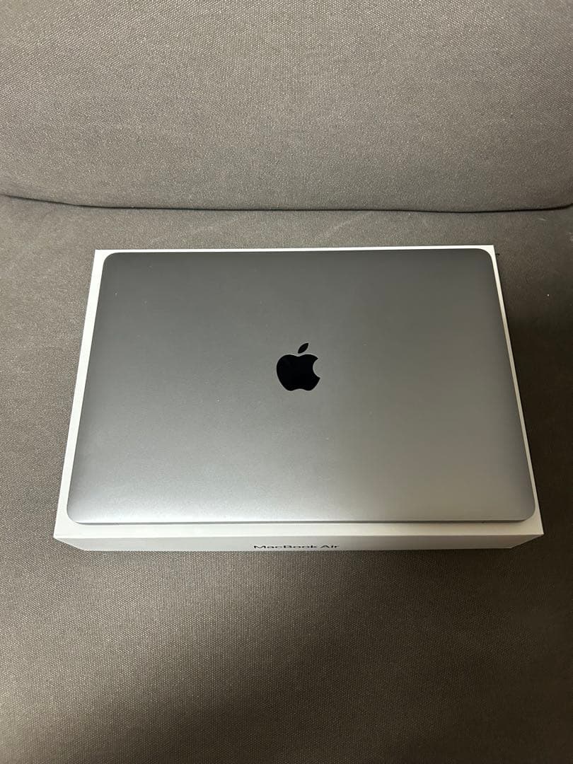 MacBook Air 13インチ M1 256GB SSD