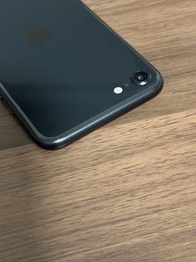 iPhone SE（第2世代） 本体 付属品