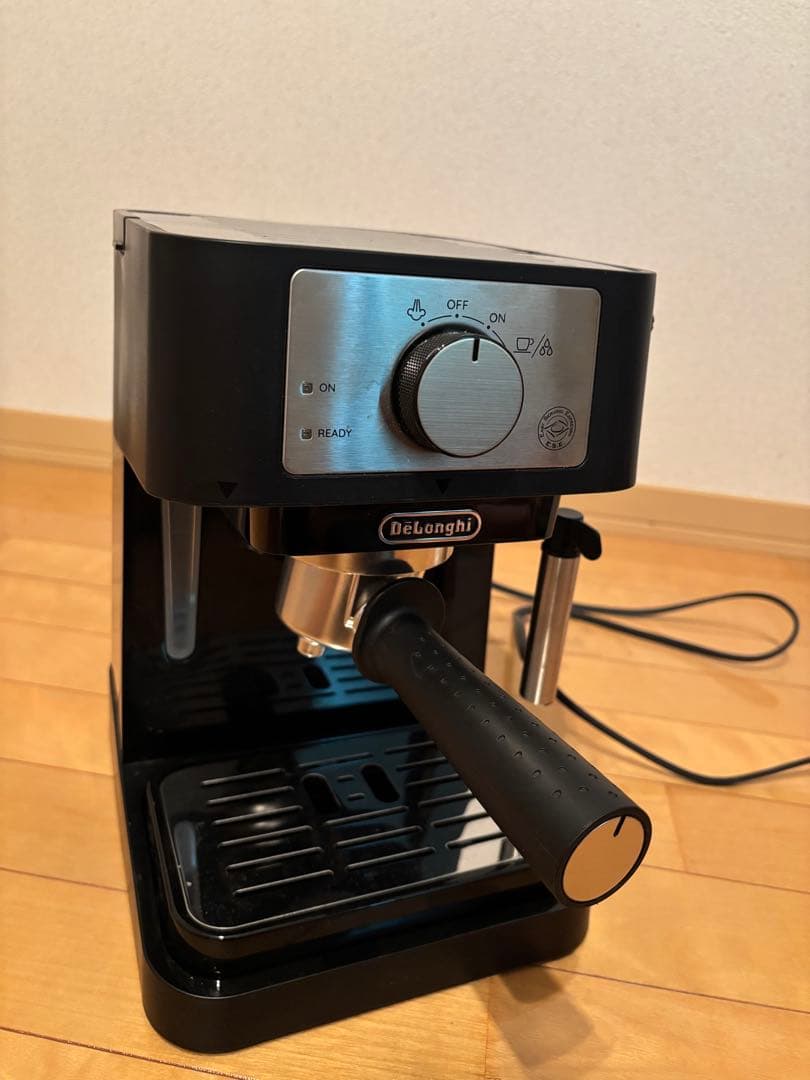 DeLonghi デロンギ　エスプレッソマシン ダイヤル式