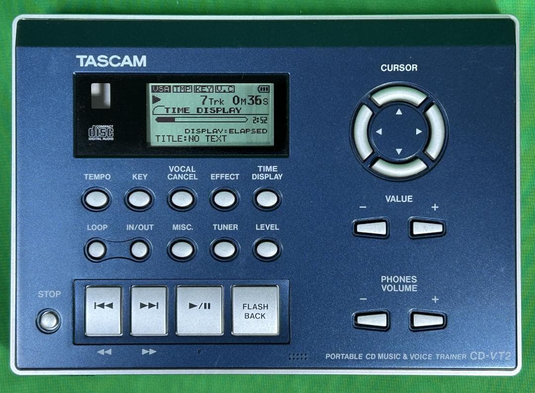 ★中古動作確認済 TASCAM CD-VT2 ボーカルトレーナー　アダプター付属
