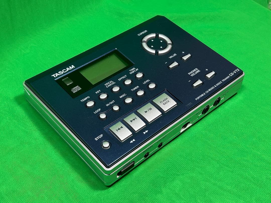 ★中古動作確認済 TASCAM CD-VT2 ボーカルトレーナー　アダプター付属