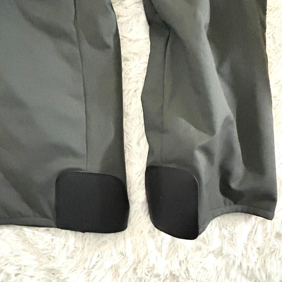 新品　PHENIX フェニックス スキーウェア スノーボードウェア M