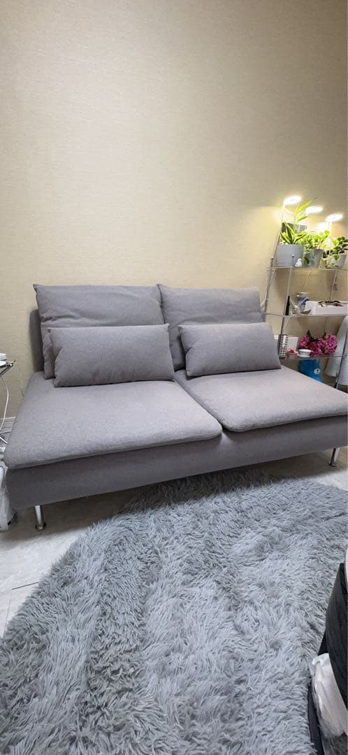 IKEAグレー ３人掛けソファ