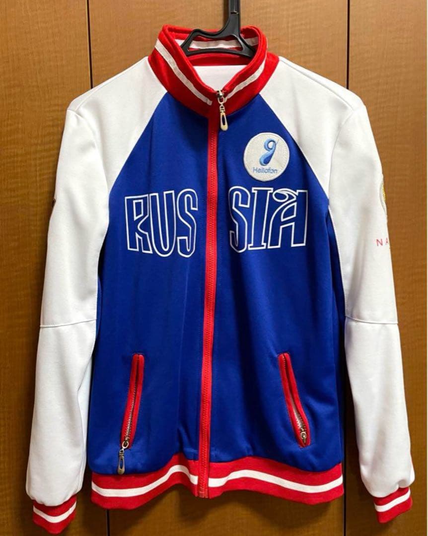 コミックランド製 ユーリ!!! on ice ユーリ 2着 コスプレ 衣装