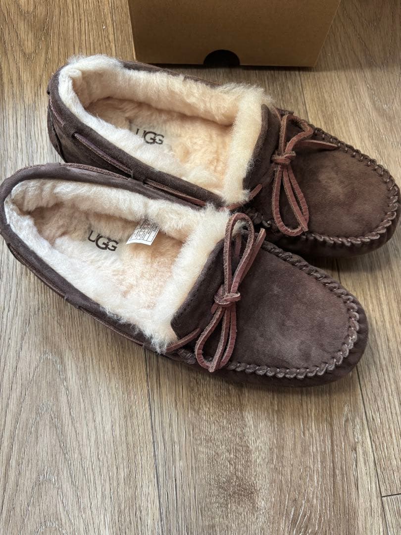 完売色　UGG ダコダ　エスプレッソ 24cm 7 アグ