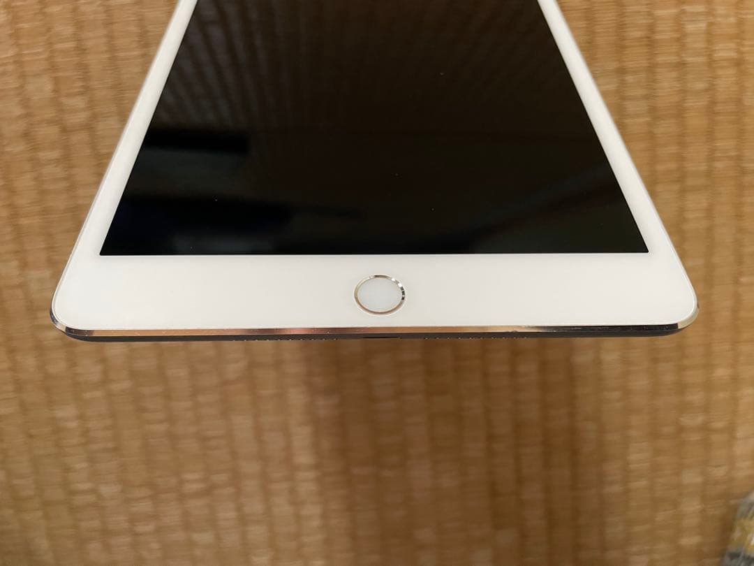 ★超美品★iPad mini 4 セルラー 128GB シルバー 容量97%