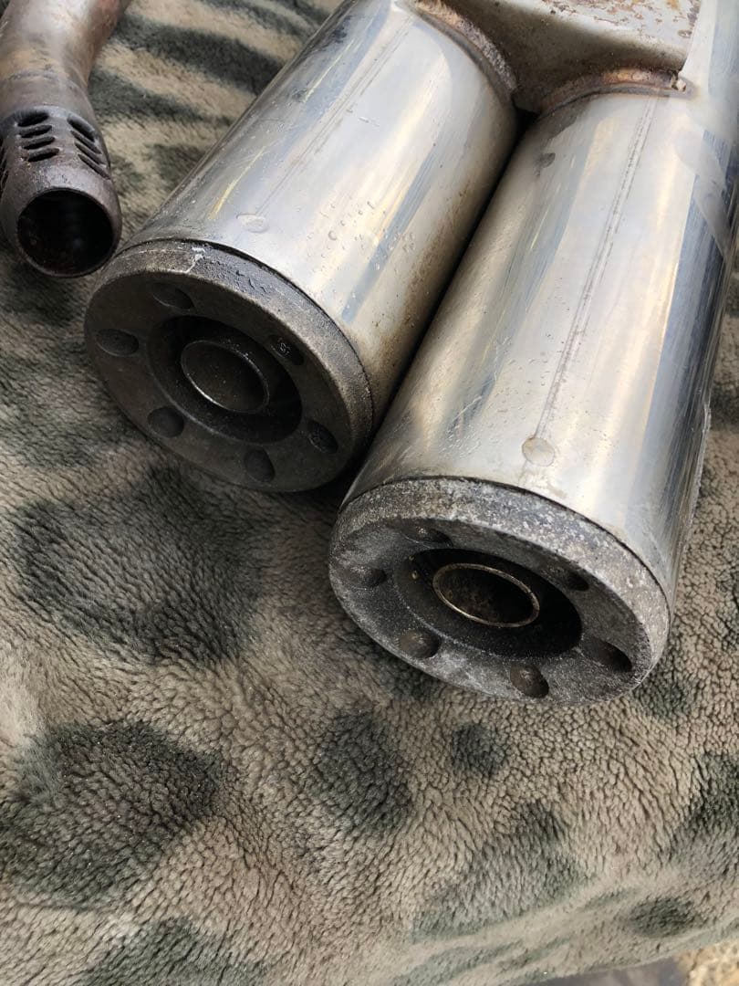 マグザム　SG17J OVERレーシング　ツインマフラー　2本出し