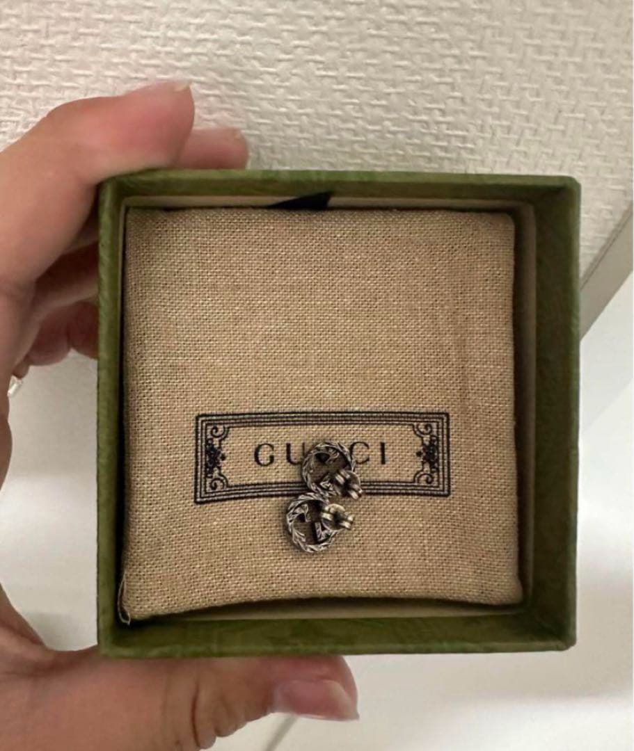 両耳 GUCCI ピアス シルバー グッチサークルトップ正規品