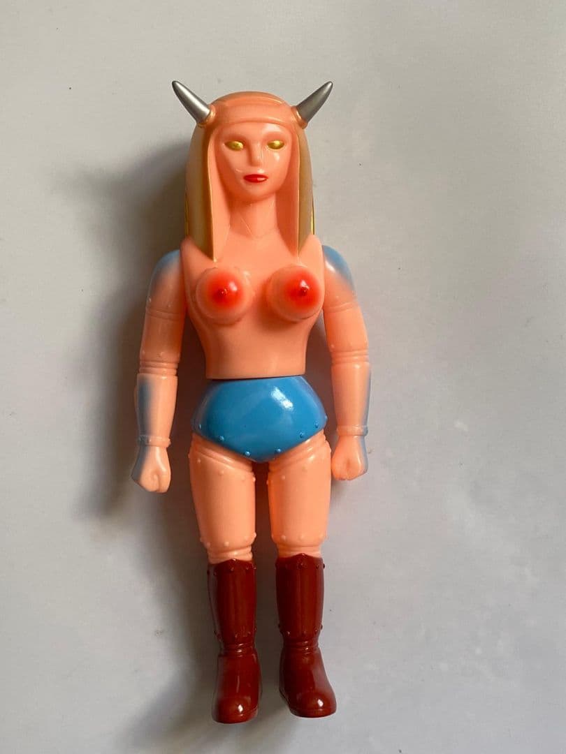 AWESOME TOY ムーラン ソフビ ポピーカラー パチ ビーナス 中古美品