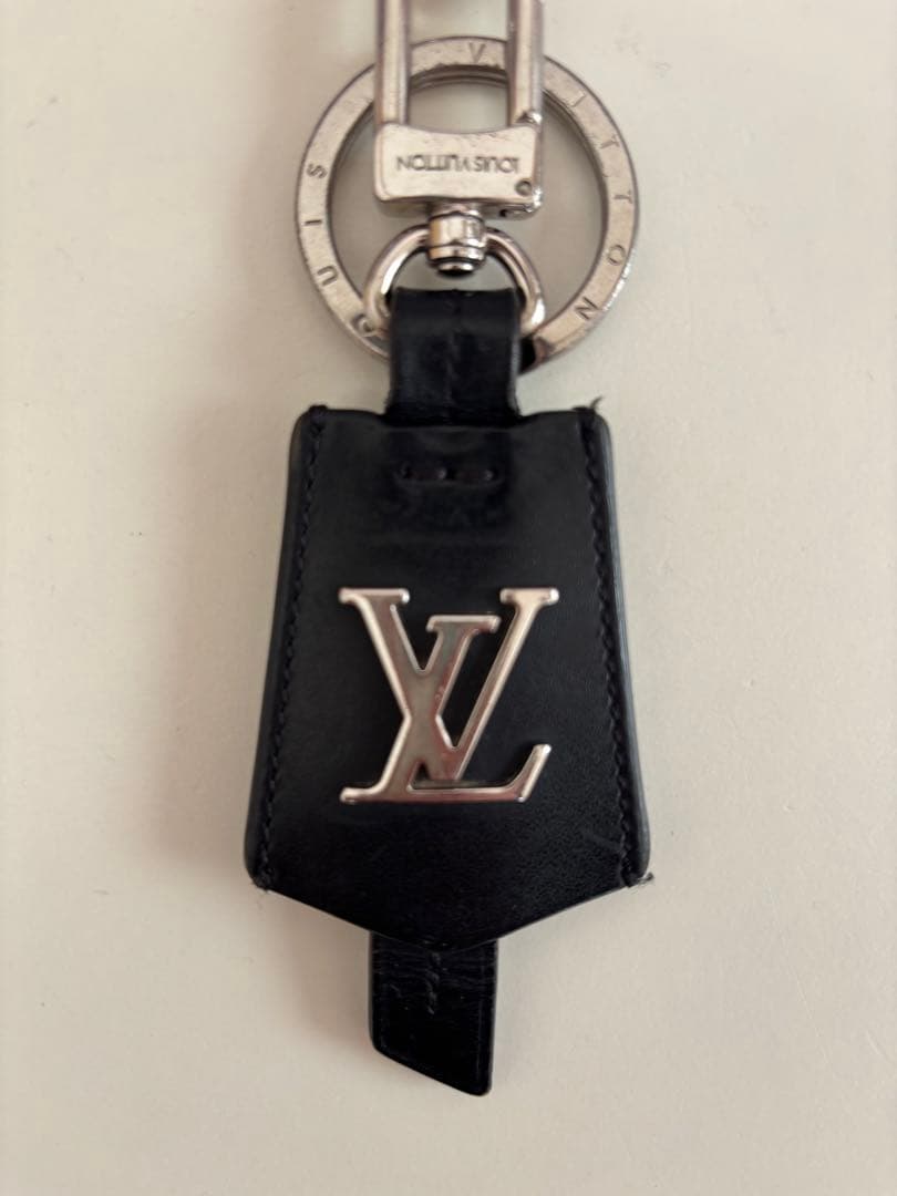 ルイヴィトン　キーリング　キーケース　チャーム　レザー