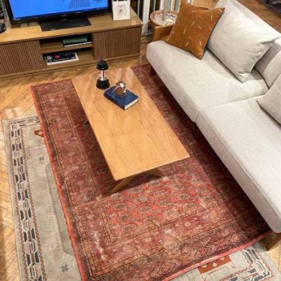 unicoラグ リシャド　140×200