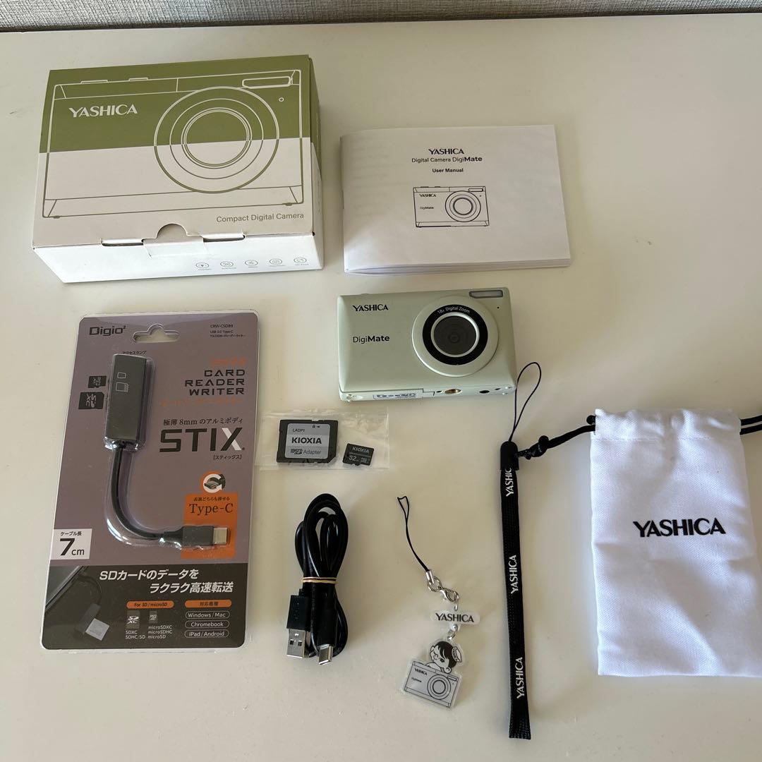 YASHICA YAS-DGM100デジタルカメラmicroSD カードリーダー