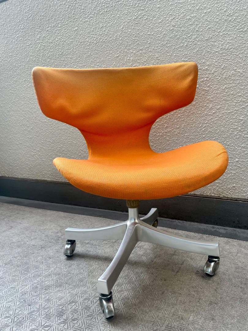 【aminato821】ビンテージ　希少　天童木工 剣持勇　カブト