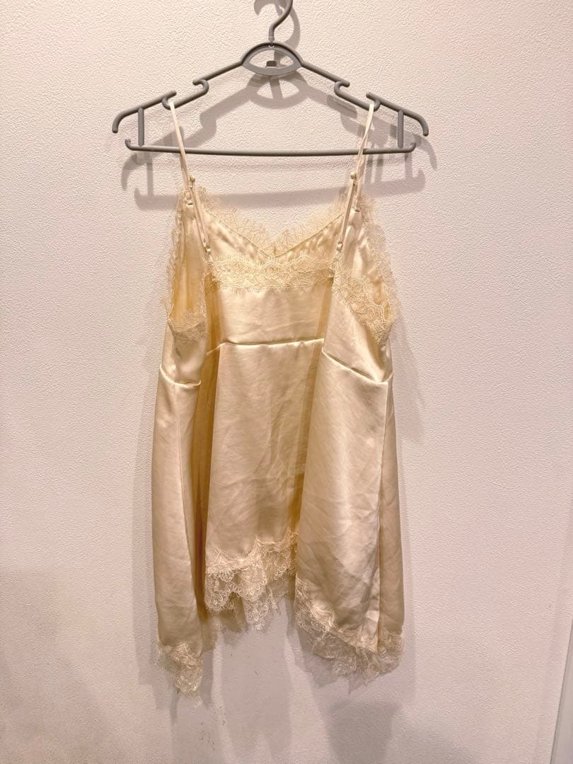 【完売 新品】Loungedressラウンジドレス　レースキャミ ホワイト