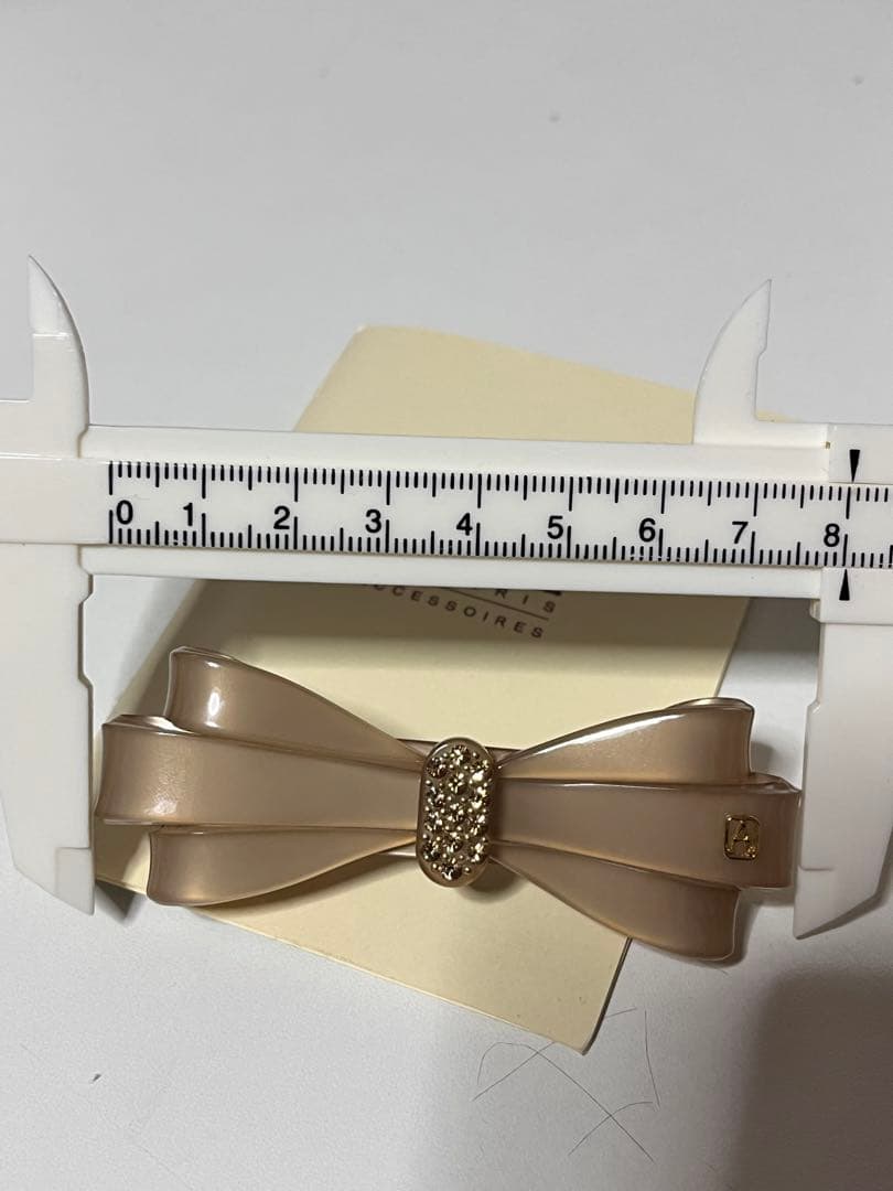 ALEXANDRE DE PARIS ベージュリボンヘアクリップ