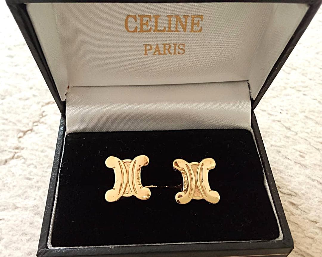美品・旧ロゴ期CELINEカフリンクス、専用箱付、レア＋美品１対（セリーヌCｆ）