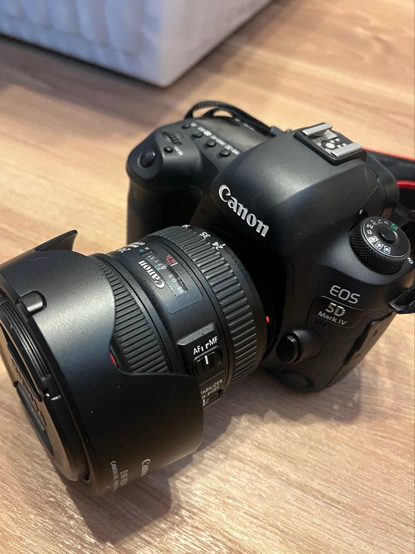 デジタルカメラ Canon EOS 5D MarkIV EF24-70mm F4L IS USM