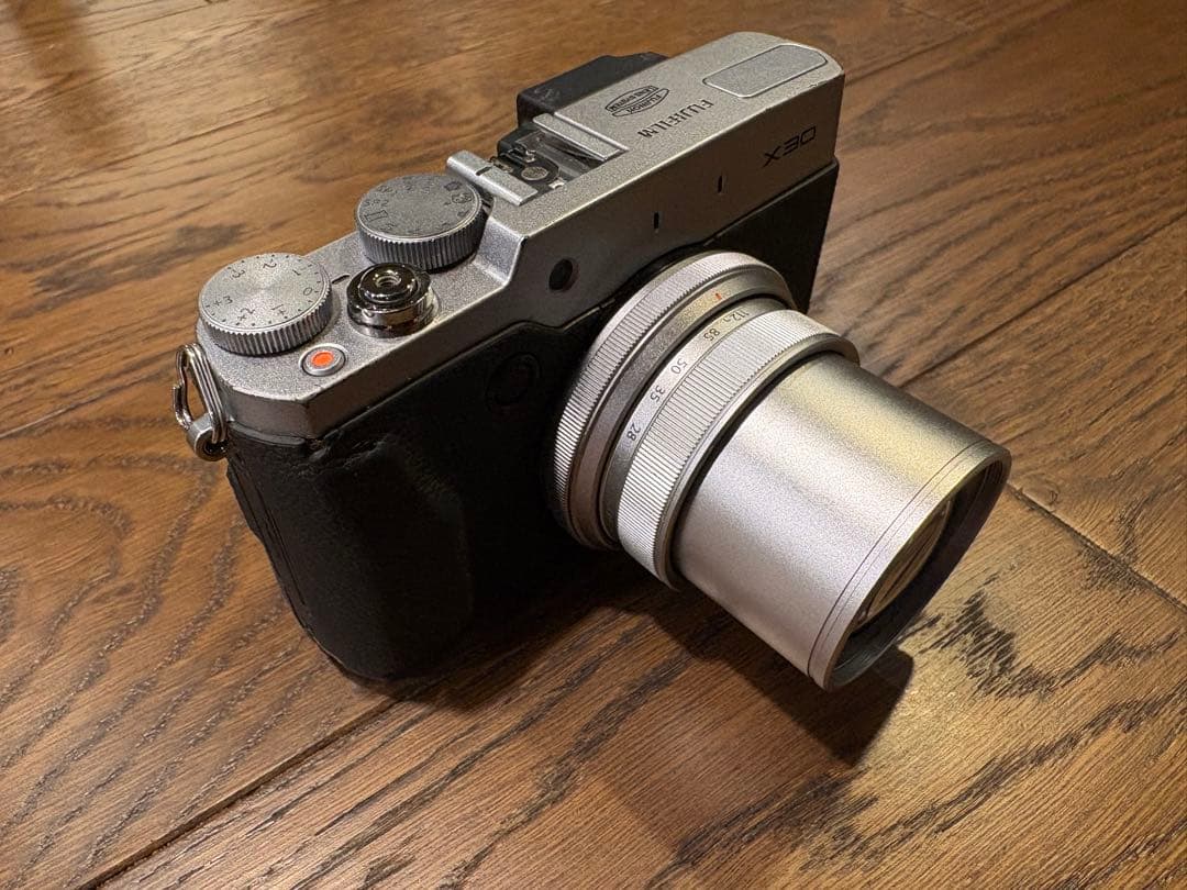FUJIFILM X30 シルバー【ジャンク品】