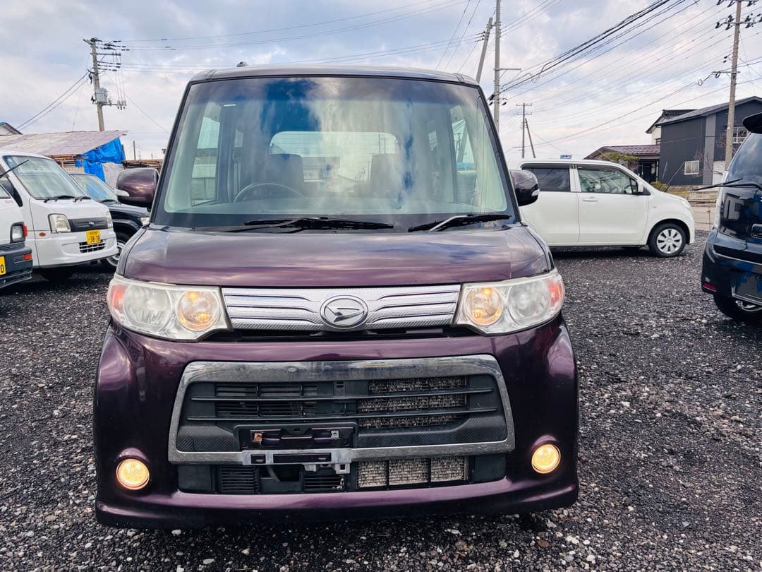 ダイハツタント　カスタム　4WD 平成25年式