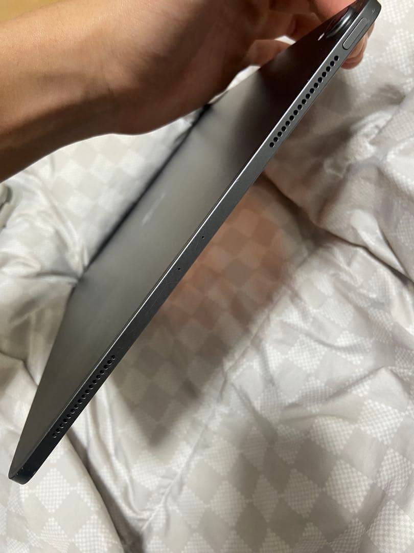 iPad Pro (12.9インチ) 第3世代 256GB 【iPadケース付】