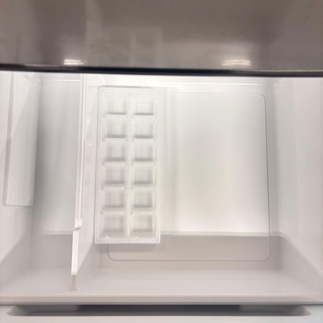 768 2023年製　極美品　関東　半年保証　冷蔵庫　小型　一人暮らし　100L