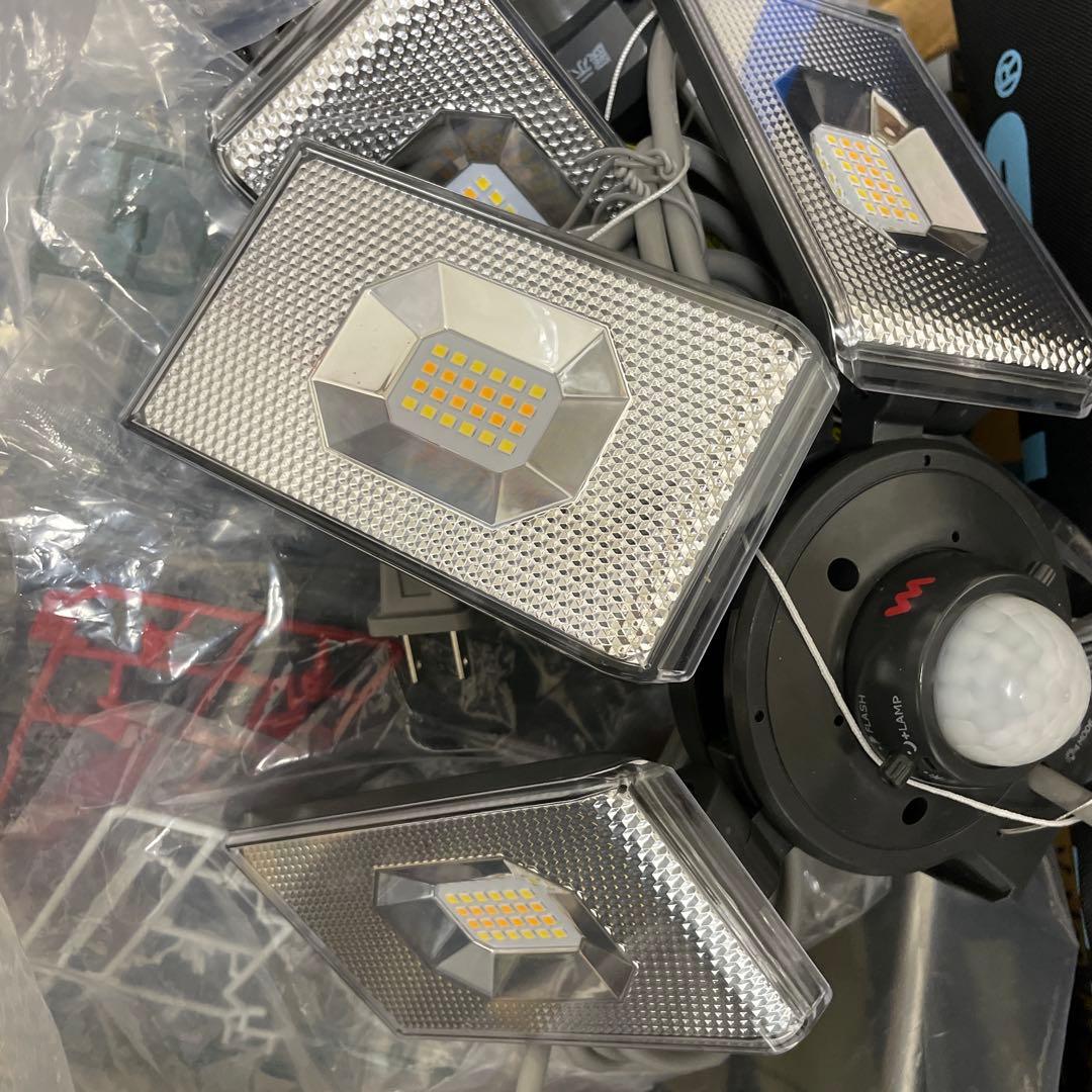 ムサシセンサーライトまとめ売り×3台