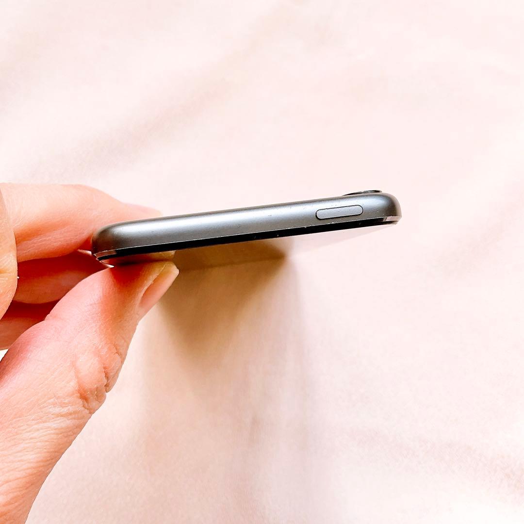 グレイ iPod touch 第6世代 64GB アイポッドApple本体 c