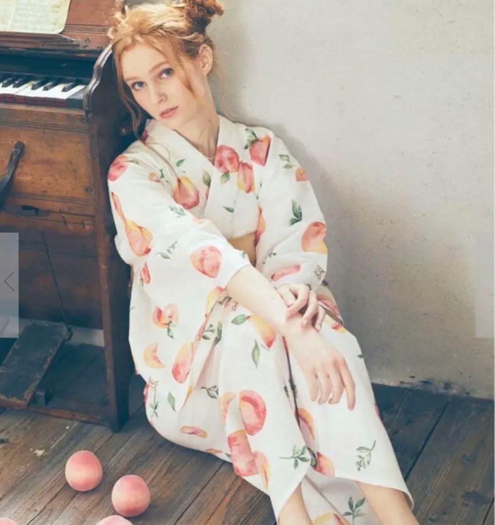 Maison de FLEUR 果音 白桃浴衣