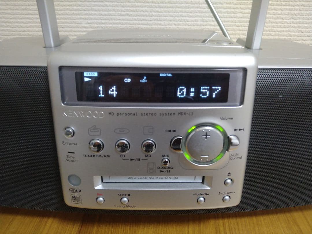 ケンウッド　CD・MD・ラジオシステム 　KENWOOD　MDX-L1
