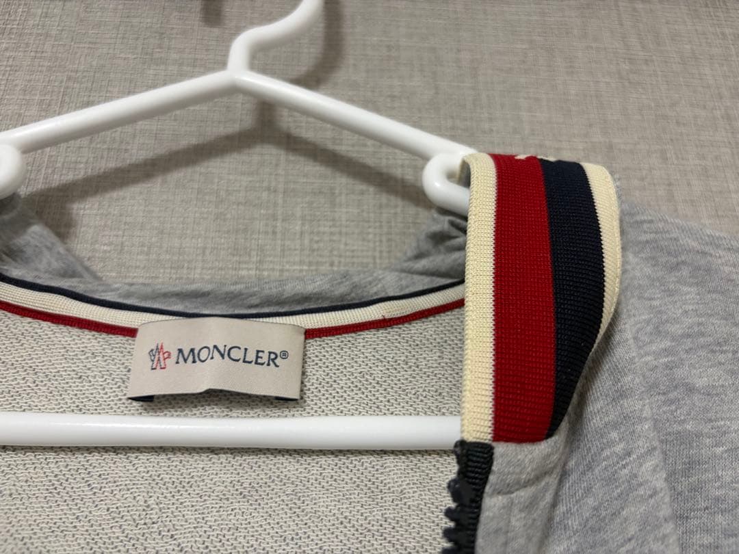 モンクレール　14A パーカー グレー