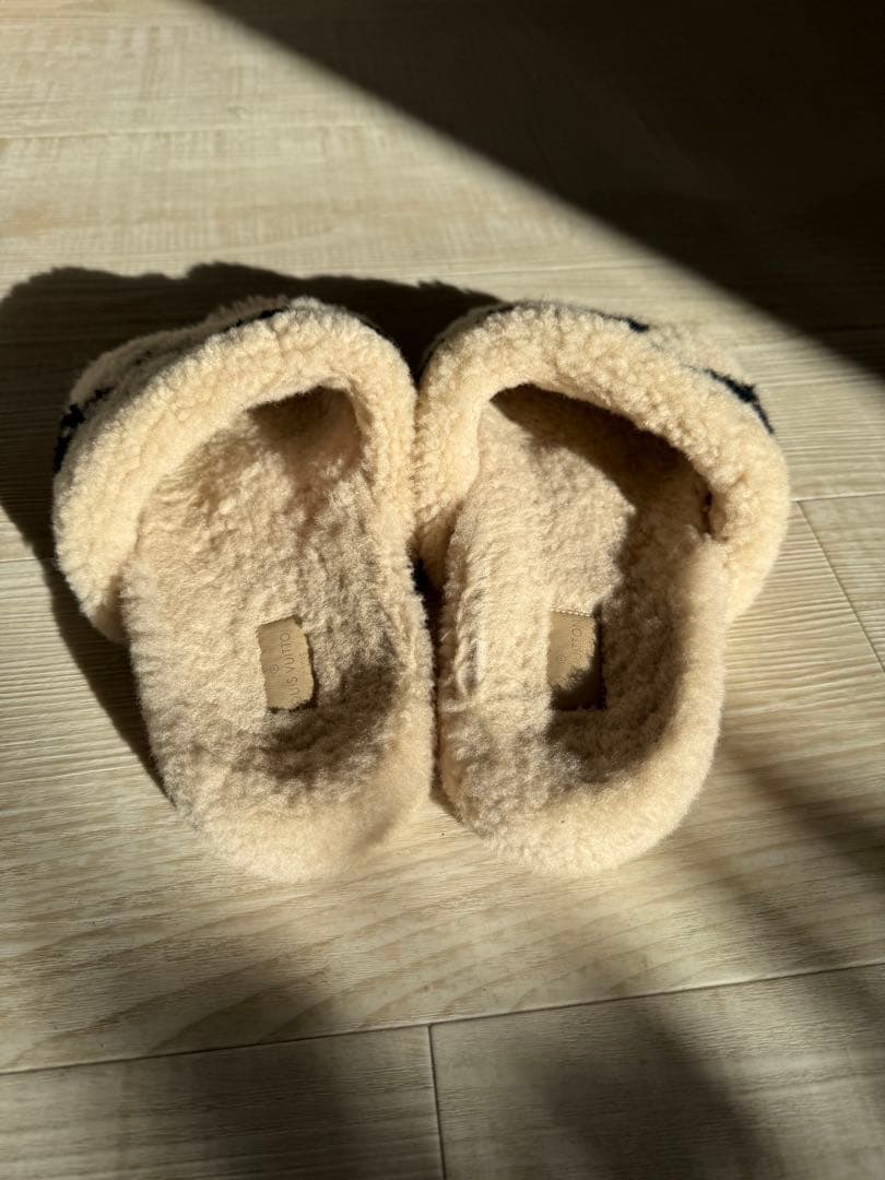 Louis Vuitton LVパセオリアルボアムートンサンダルミュール24cm