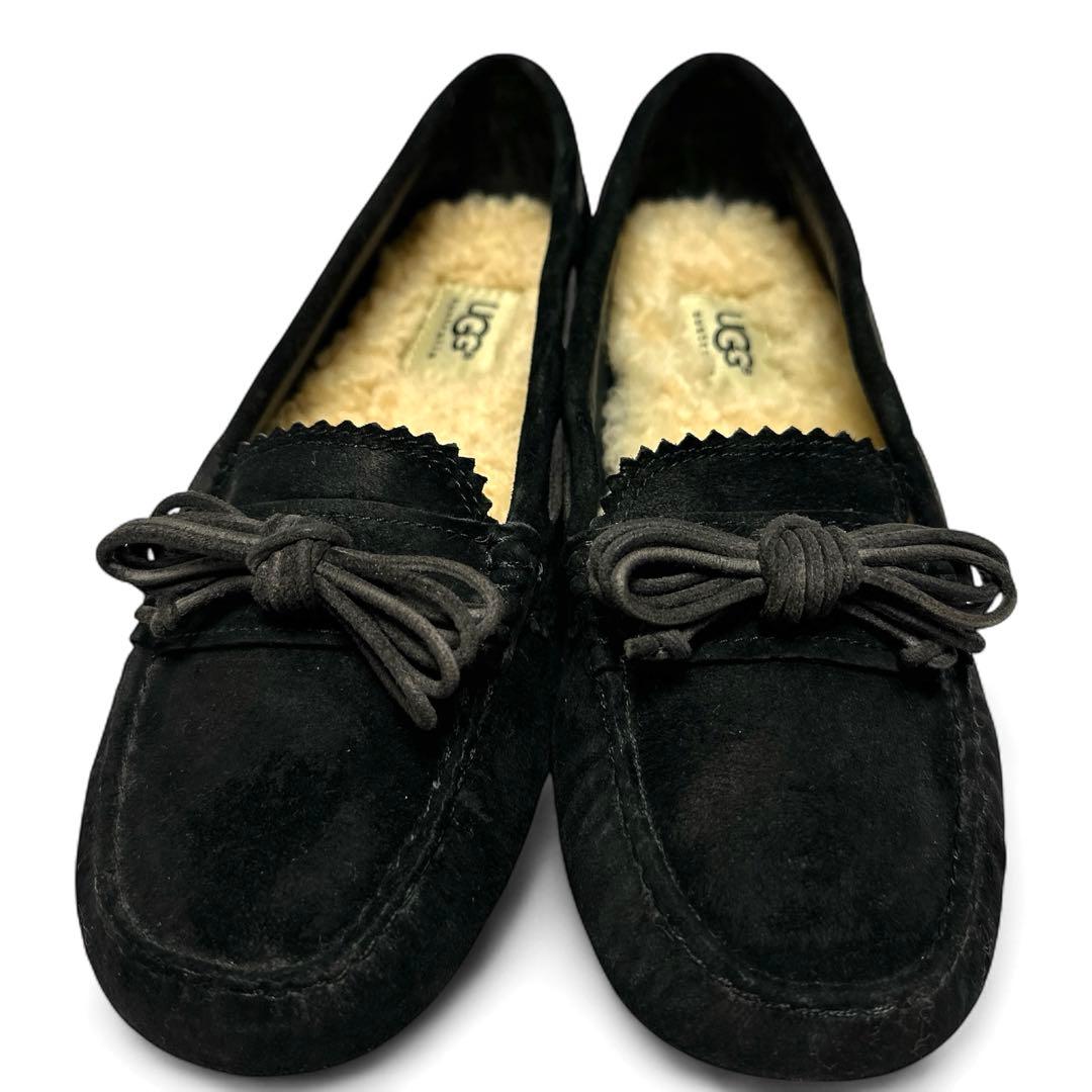 新品✨アグ 24㎝ スリッポン モカシン スエード 羊毛 ボア リボン 黒