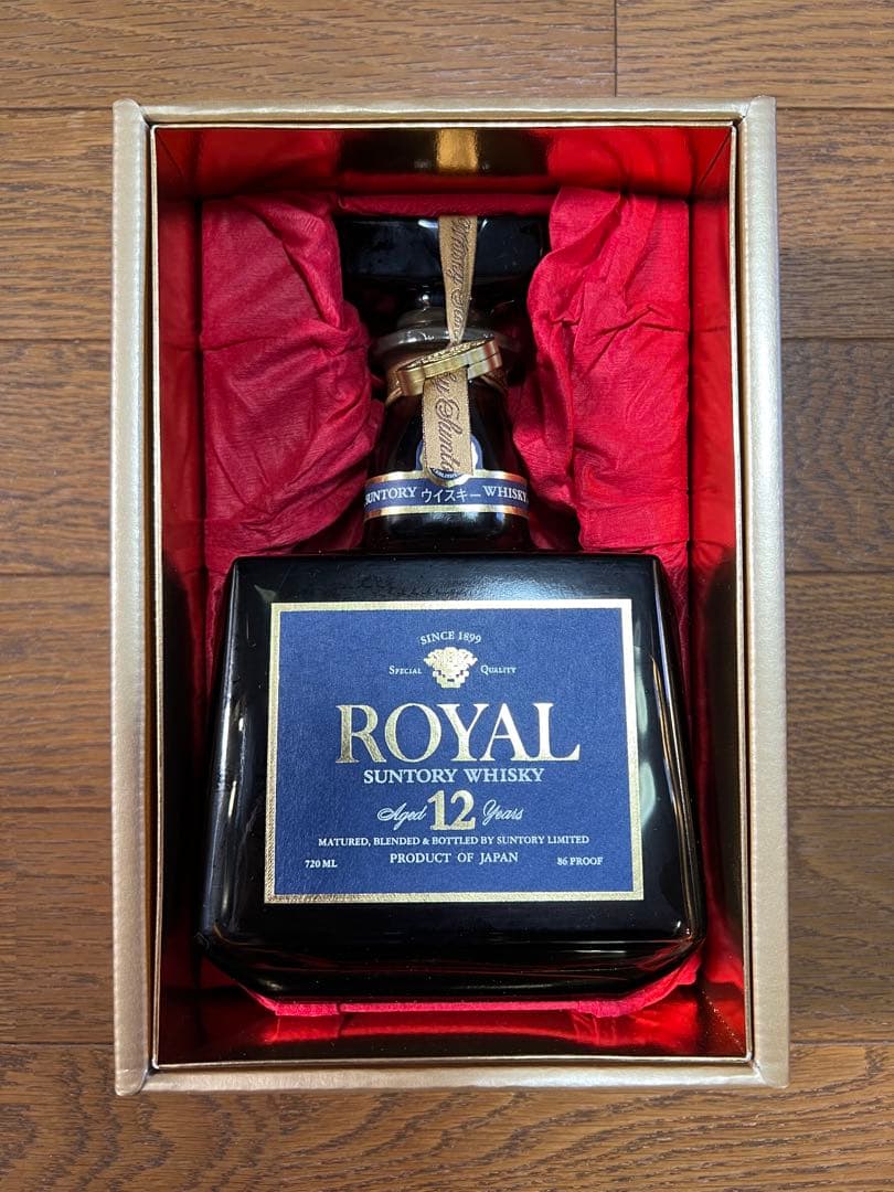 古酒 Suntoryサントリーウイスキー ローヤル プレミアム12年 720ml