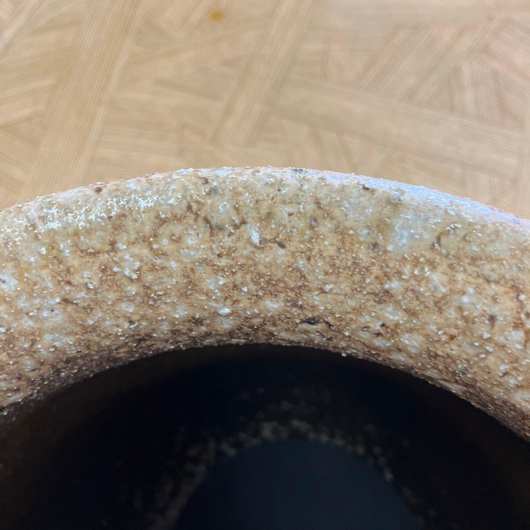 お値下げしました。信楽焼白古壺型傘立て