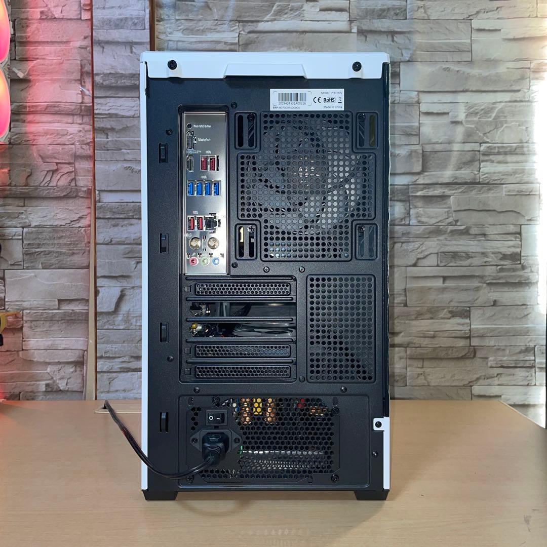 デスクトップPC Ryzen7 9700X メモリ32G SSD1TB 850W